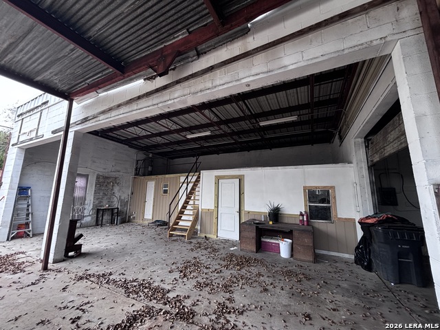 Image 9 of 13 For 116 Malone  