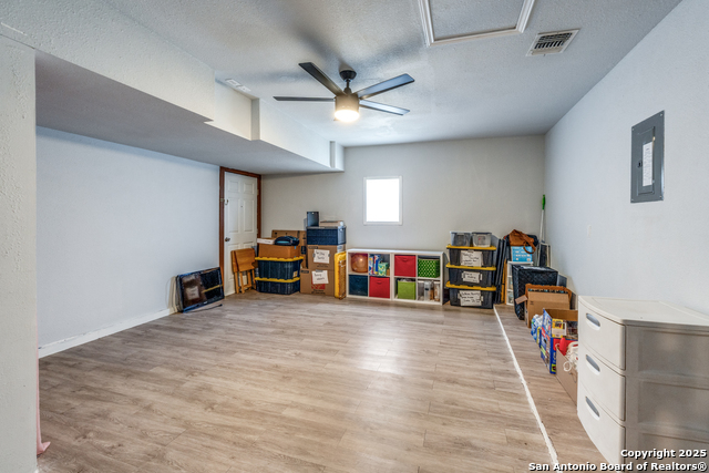 Image 15 of 26 For 756 Spectrum