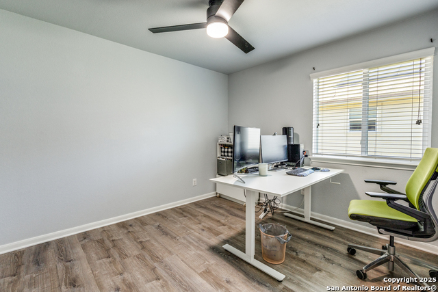 Image 18 of 26 For 756 Spectrum