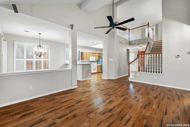 Image 10 of 47 For 2634 Lakehills St