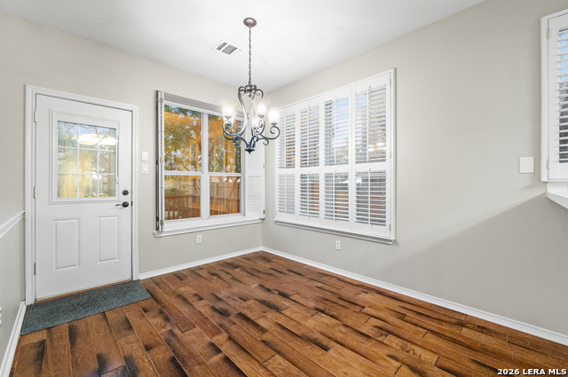 Image 16 of 47 For 2634 Lakehills St