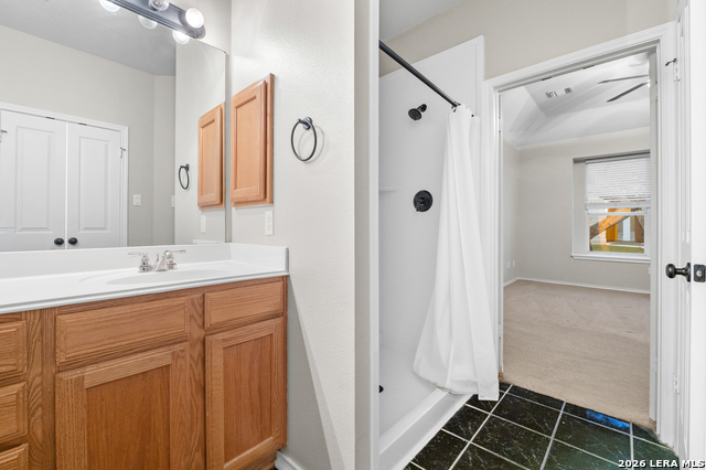 Image 22 of 47 For 2634 Lakehills St