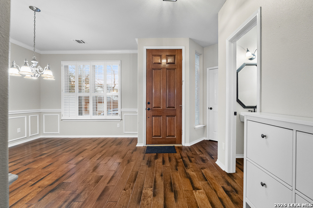 Image 3 of 47 For 2634 Lakehills St