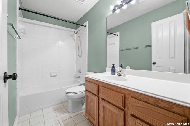 Image 31 of 47 For 2634 Lakehills St