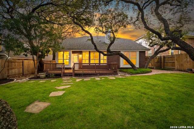 Image 34 of 47 For 2634 Lakehills St