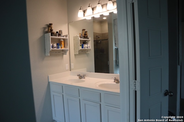 Image 17 of 41 For 1724 Stone House