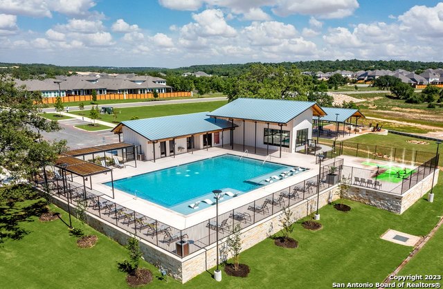 Image 37 of 41 For 1724 Stone House