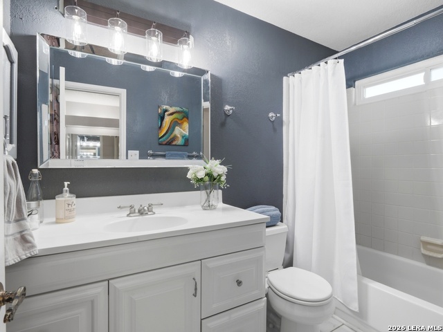 Image 23 of 40 For 8110 Timber Grove