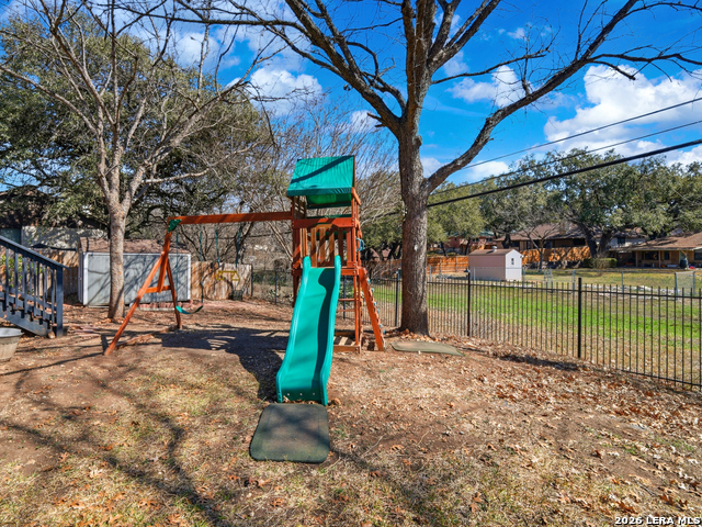 Image 31 of 40 For 8110 Timber Grove