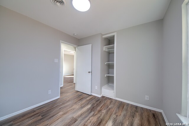 Image 16 of 30 For 3710 Van Dyke