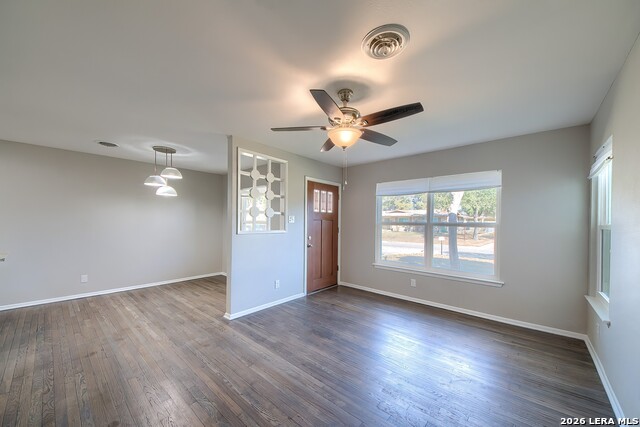 Image 6 of 30 For 3710 Van Dyke