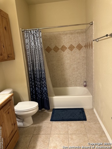 Image 17 of 19 For 177 Knollwood Cir