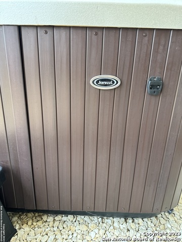 Image 19 of 19 For 177 Knollwood Cir