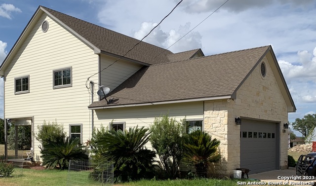 Image 2 of 19 For 177 Knollwood Cir