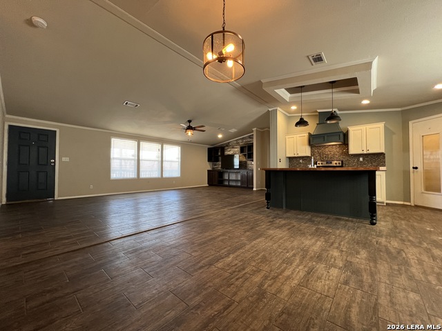 Image 2 of 17 For 376 County Road 5702