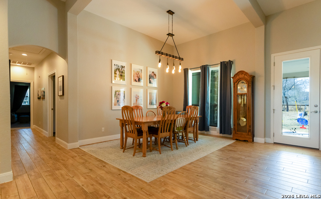 Listing photo id 5 for 461 County Road 6723