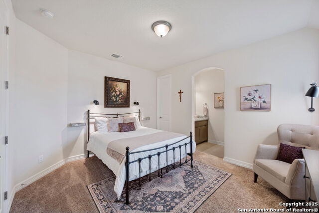 Image 25 of 52 For 208 Roundtop Hill