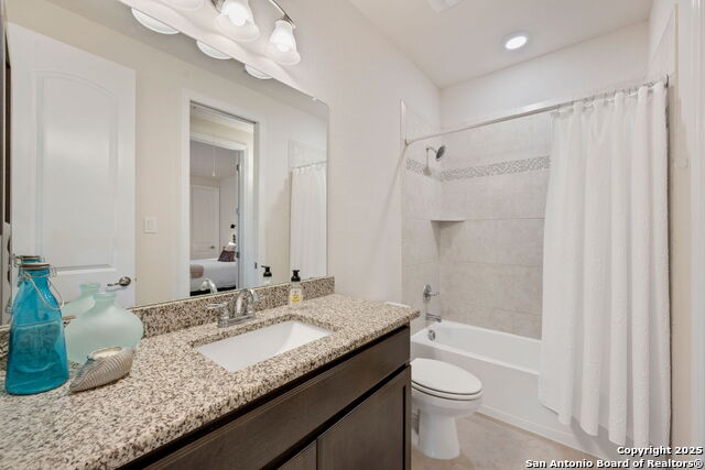 Image 28 of 52 For 208 Roundtop Hill