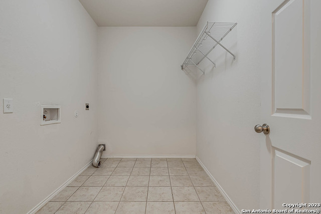 Image 23 of 30 For 3727 Painted Tracks