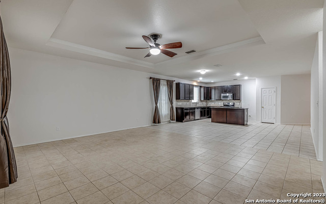 Image 4 of 30 For 3727 Painted Tracks