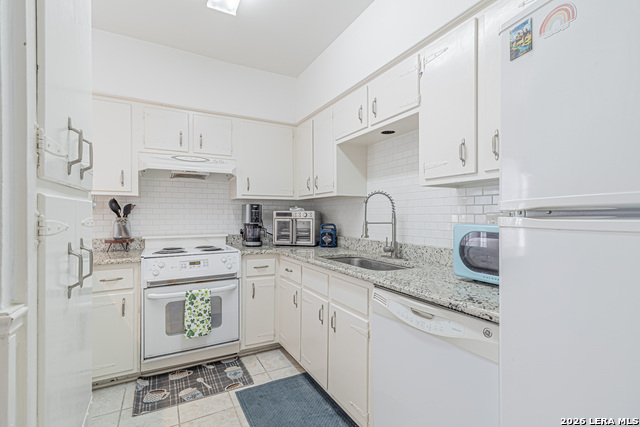 Image 6 of 20 For 9915 Powhatan  A1