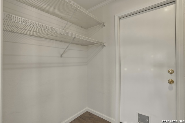 Image 15 of 39 For 7847 Grass Hollow