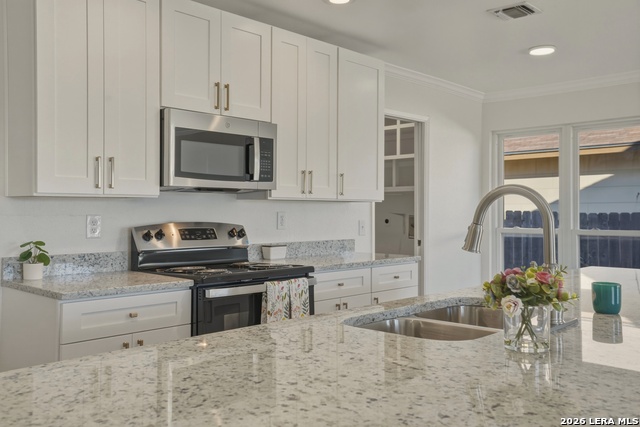 Image 7 of 39 For 7847 Grass Hollow