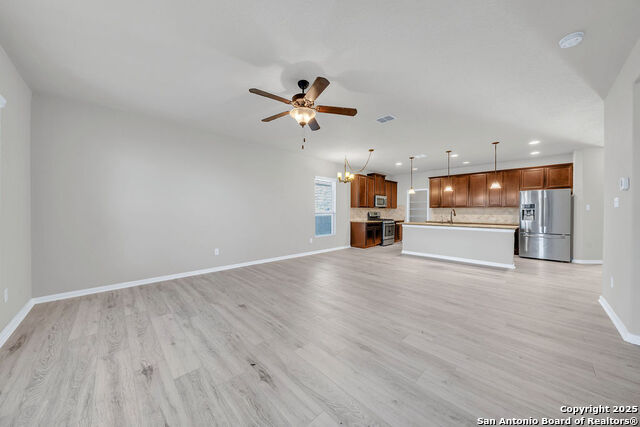 Image 9 of 31 For 10423 Francisco Way