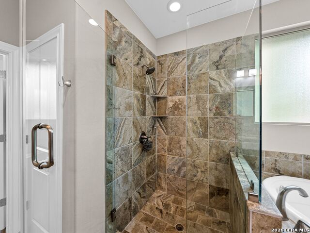 Image 18 of 55 For 1025 Deep Water