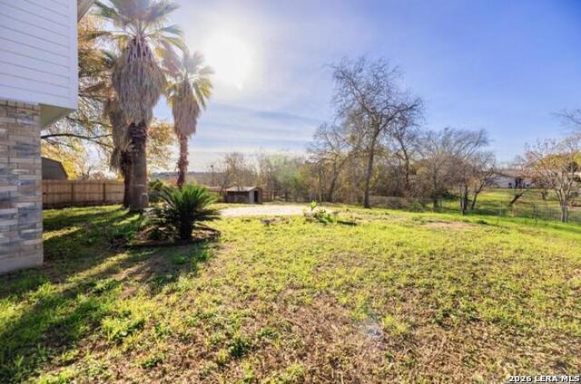 Image 15 of 15 For 5703 Honeygold