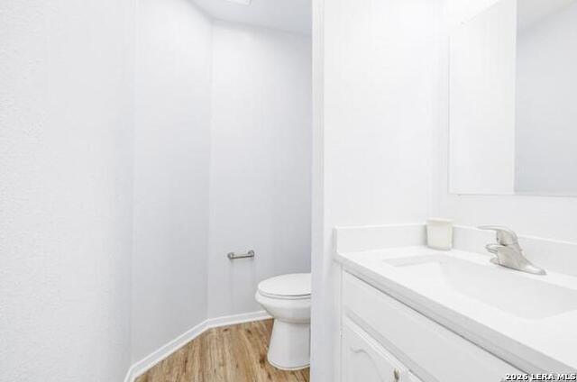 Image 7 of 15 For 5703 Honeygold