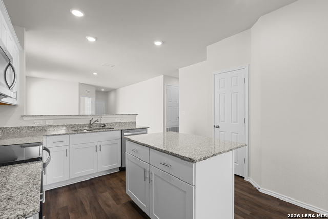 Image 23 of 23 For 2931 Water Lotus