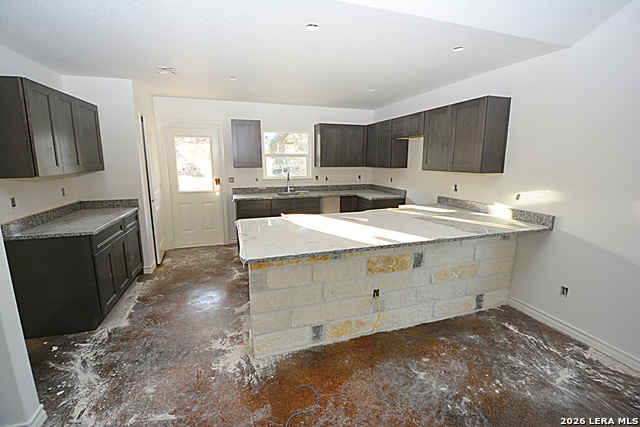 Image 3 of 10 For 554 Burr Oak