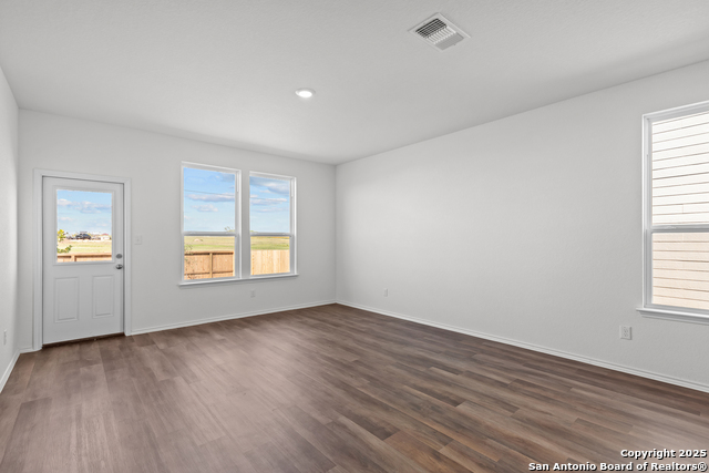 Image 14 of 31 For 5156 Bay Breeze