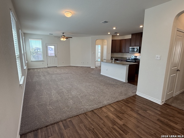 Image 3 of 44 For 4172 Carraway