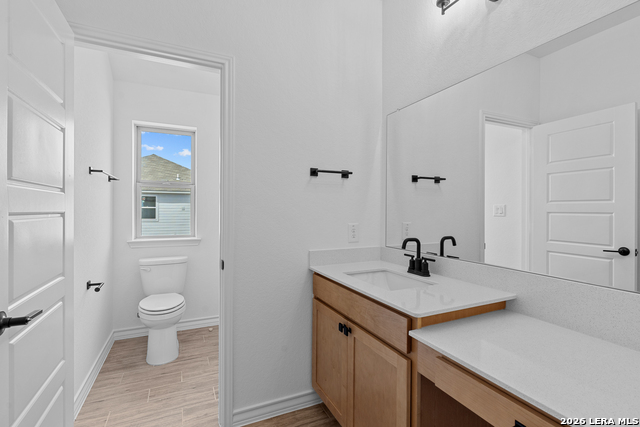 Image 3 of 34 For 4851 Conch Shell