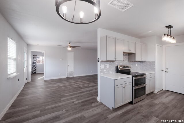 Image 13 of 30 For 5527 Colewood St