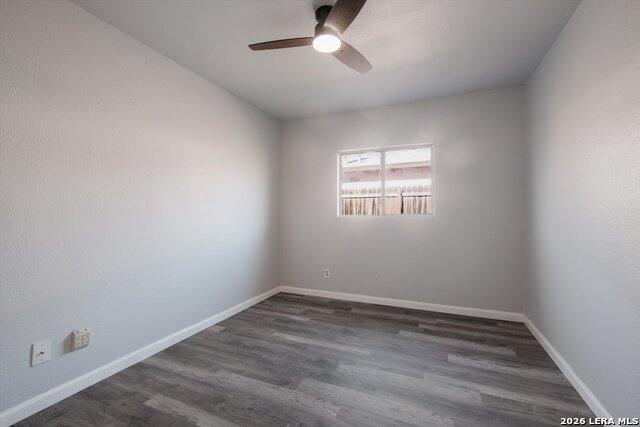 Image 25 of 30 For 5527 Colewood St