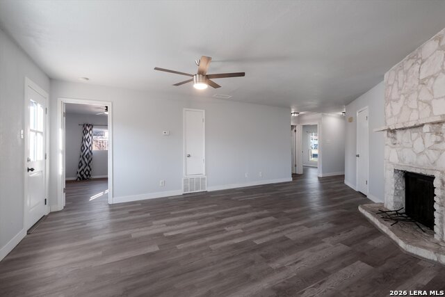 Image 6 of 30 For 5527 Colewood St