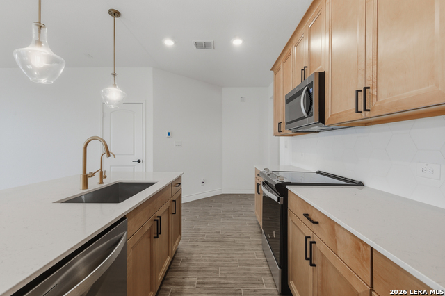 Image 11 of 21 For 4855 Conch Shell