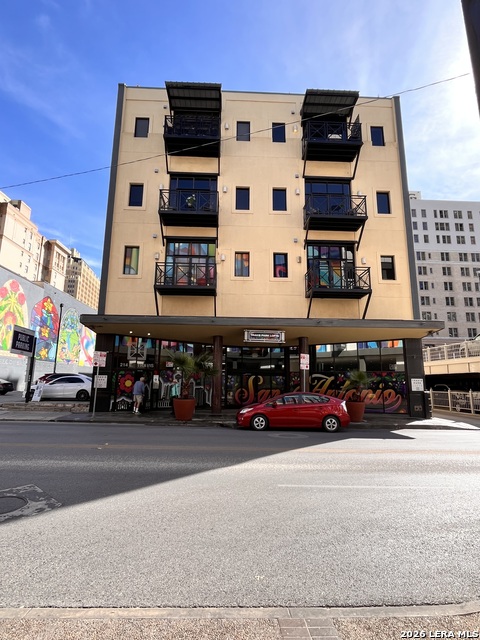 Details for 214 Travis E Apt 301, San Antonio, TX 78205