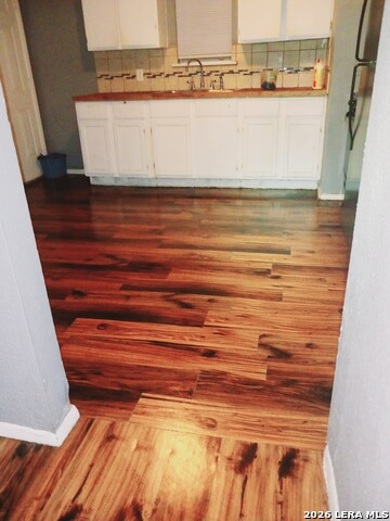 Listing photo id 12 for 2513 Quintana