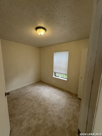 Listing photo id 4 for 2513 Quintana