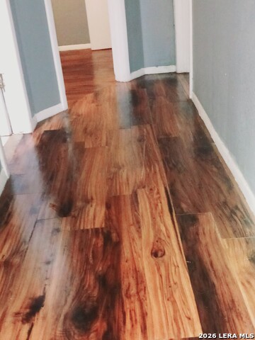 Listing photo id 7 for 2513 Quintana