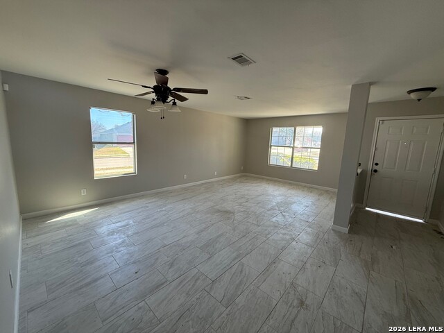 Image 4 of 11 For 117 Creekside Dr