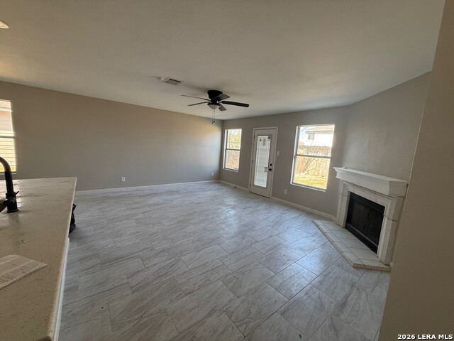 Image 8 of 11 For 117 Creekside Dr