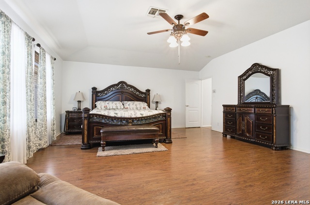 Image 17 of 25 For 4302 Swan Forest