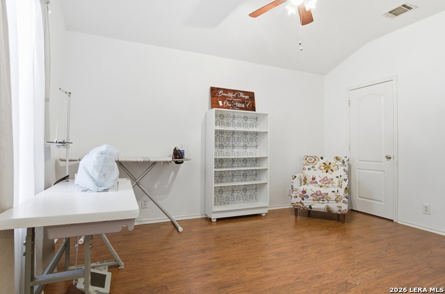 Image 23 of 25 For 4302 Swan Forest