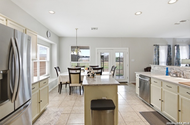 Image 5 of 25 For 4302 Swan Forest