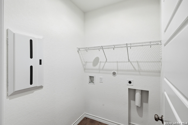 Image 26 of 34 For 506 Nightingale Avenue